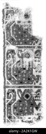 Fragment, A.D. 500/1000, Moche-Wari, Pérou, côte nord, peut-être la vallée de Lima, Pérou, 32,4 × 9,5 cm (12 3/4 x 3 3/4 in Banque D'Images