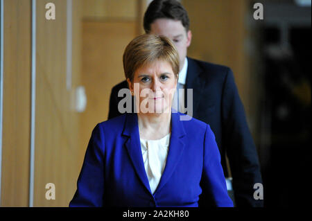 Edinburgh, Royaume-Uni. 06Th Oct, 2019. Paris, 3 octobre 2019. Sur la photo : Nicola Sturgeon MSP - Premier Ministre de l'Écosse et Leader du Parti national écossais (SNP) au Parlement écossais au cours de la séance hebdomadaire des premiers ministres aux questions. Crédit : Colin Fisher/Alamy Live News Banque D'Images