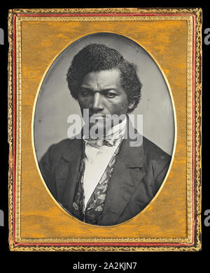 Frederick Douglass, 1847/52, Samuel J. Miller, American, 1822-1888, United States, daguerréotype, 14 × 10,6 cm (5 1/2 x 4 1/8 in., plaque), 12,1 × 8,8 cm (4 3/4 x 3 1/2 in., mat ouverture), 15,2 × 12 × 1,4 cm (6 × 4 × 3/4 1/2 in., plaque en cas fermé), 15,2 × 24 × 2 cm (6 × 9 × 1/2 3/4 in., plaque en cas ouvert Banque D'Images