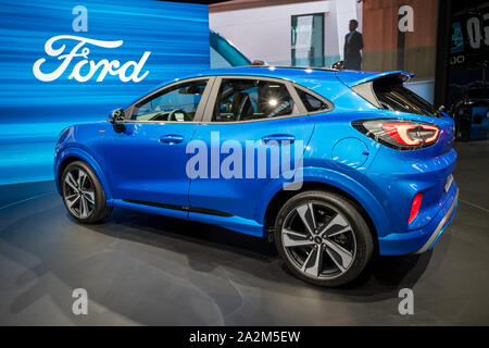 Francfort, Allemagne - Sep 10, 2019 : nouvelle Ford EcoBoost Puma voiture hybride présentée au salon de l'auto IAA de Francfort 2019. Banque D'Images