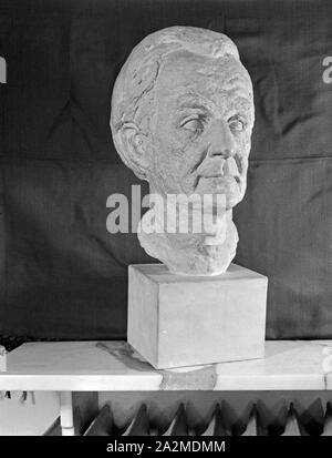 Reproduktion aus der Sammlung Erich Retzlaff : Porträtskulptur, 1930er Jahre Deutschland. Reproduktion de l'Erich Retzlaff collection : portrait sculpture, Allemagne 1930. Banque D'Images