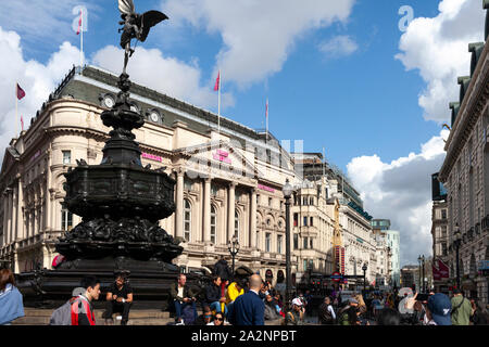 Statue d'Anteros (Eros) dans Piccadilly Circus, Londres, UK Banque D'Images