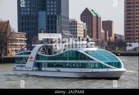Rotterdam, Pays-Bas, la rivière Nieuwe Maas, bateau aller-retour de la croisière, les visites du port Banque D'Images