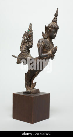 Thai, Apsaras, 18e siècle, hauteur : 11 1/4 po Banque D'Images