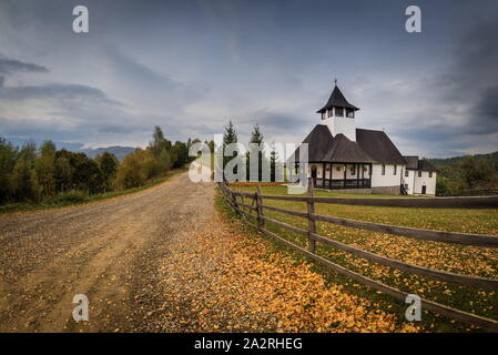 Son église, Schitul Simon monastère à Brasov, Roumanie Manastirea Bran Bran près de château de Dracula en Transylvanie Banque D'Images