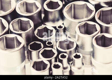 La qualité de pointe en acier au chrome-vanadium. Durabilité et résistance à la corrosion. Outils pour la réparation. Outils mécanique Chrome set. Jeux de douilles à prise de fabrication d'outils à main. Large gamme de douilles métriques. Banque D'Images