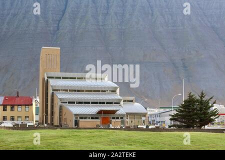 Isafjordur, Islande - 26 septembre 2019 : l'église luthérienne. Banque D'Images