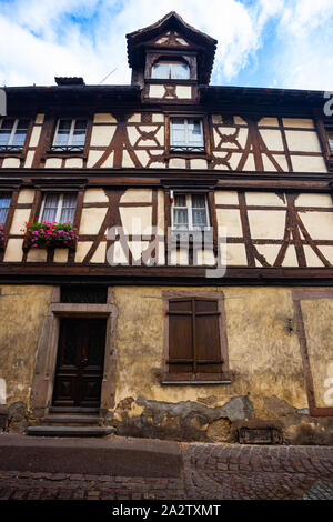 Maison à colombages typique façade dans Colmar France Banque D'Images