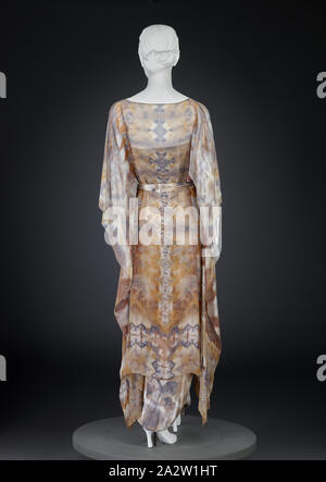 Caftan, ceinture, combinaison, Joe T. Lindsay, Designer (1951-1991), 1976-1977, en mousseline de soie et soie crêpe de chine, tie-dye, pas de détails sur les mesures. C), jumpsuit : Label, cousue : S, Label, cousue : 100 % soie, nettoyage à sec seulement, l'étiquette cousue : par joe, joe LINDSAY CHICAGO, du textile et des arts de la mode Banque D'Images