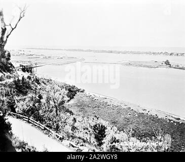 Négatif - Lakes Entrance, Victoria, vers 1930, entrée de la Gippsland Lakes Banque D'Images