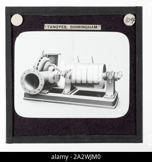 Diapositive - Tangyes Ltd Type BX, pompe centrifuge, vers 1910, l'un de 239 diapositives sur verre Verre produits fabriqués par Tangyes ingénieurs limitée de Birmingham, Angleterre. Les images comprennent divers produits tels que les moteurs, pompes centrifuges, pompes hydrauliques, les producteurs de gaz, machines d'essais des matériaux, presses, machines-outils, vérins hydrauliques etc. Tangyes était une entreprise qui a fonctionné de 1857 à 1957. Ils ont produit une grande variété de génie Banque D'Images