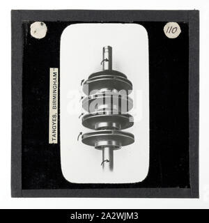 Diapositive - Tangyes Ltd, les rotors de pompe centrifuge, vers 1910, l'un de 239 diapositives sur verre Verre produits fabriqués par Tangyes ingénieurs limitée de Birmingham, Angleterre. Les images comprennent divers produits tels que les moteurs, pompes centrifuges, pompes hydrauliques, les producteurs de gaz, machines d'essais des matériaux, presses, machines-outils, vérins hydrauliques etc. Tangyes était une entreprise qui a fonctionné de 1857 à 1957. Ils ont produit une grande variété de génie Banque D'Images