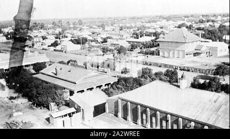 Négatif - Mildura, Victoria, vers 1920, la tour de la bibliothèque de Mildura Banque D'Images