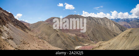Vue panoramique de la vallée de l'Indus au Ladakh, Inde Banque D'Images