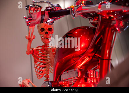 Sur un squelette custom moto London Motor Show mai 2019, Excel London Banque D'Images