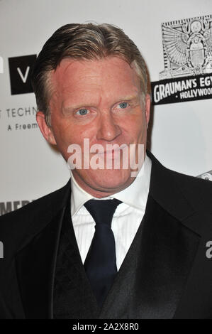 LOS ANGELES, CA. 14 octobre 2011 : Anthony Michael Hall au 2011 American Cinematheque Gala, l'acteur Robert Downey Jr. a été honoré avec le 25e Annual American Cinematheque Award au Beverly Hilton Hotel. © 2011 Paul Smith / Featureflash Banque D'Images