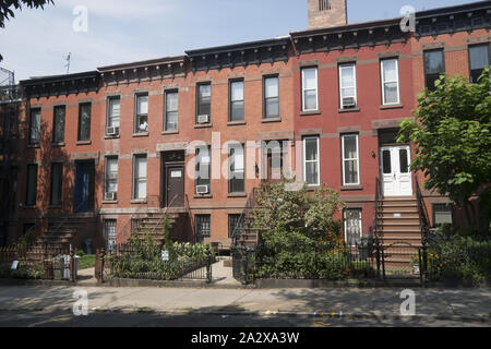 Maisons en rangée de style fédéral dans la région de Park Slope, Brooklyn, New York. Banque D'Images