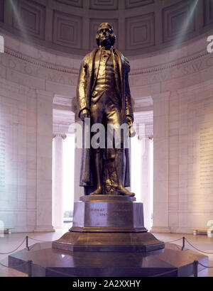 Rudulph Evans's statue de Thomas Jefferson a été monté dans le Jefferson Memorial en 1947, quatre ans après l'ouverture de Memorial, Washington, D.C. Banque D'Images