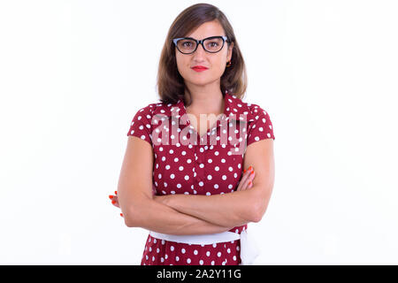 Portrait de belle femme portant des lunettes avec les bras croisés Banque D'Images