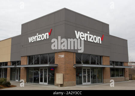 Tigard, Oregon - Feb 8, 2019 : un service complet de store pour Verizon Wireless produits et services. Banque D'Images