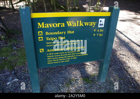 Lacs Mavora. Te Araroa Trail. Mavora Passerelle. L'île du Sud. Nouvelle Zélande Banque D'Images