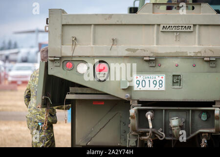 ABBOTSFORD, C.-B., CANADA - 11 AOÛT 2019 : véhicules militaires canadiens exposés au salon international de l'aéronautique d'Abbotsford. Banque D'Images