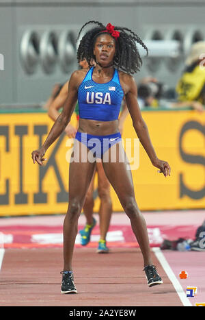 Doha, Qatar. 3ème Oct 2019. concurrence dans l'heptathlon pour les femmes au cours de la 17e Championnats du monde d'athlétisme IAAF à la Khalifa Stadium de Doha, au Qatar. Ulrik Pedersen/CSM. Banque D'Images