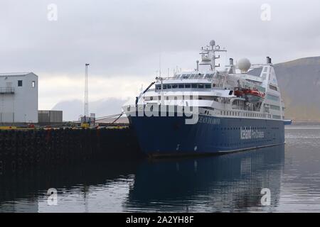 Grundarfjordur, Islande - 27 septembre 2019 : l'océan Diamond amarrés dans le port. Banque D'Images