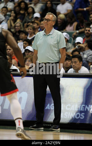 3 octobre 2019 - Houston Rockets Head coach Mike D'Antoni au cours d'un match pré-saison entre les Los Angeles Clippers et les Rockets de Houston au shérif Stan Center sur le campus de l'Université de Hawaï à Manoa à Honolulu, HI - Michael Sullivan/CSM. Banque D'Images