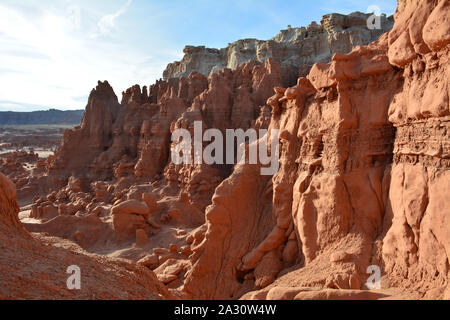 Goblin Valley Parcs d'état de l'Utah aux États-Unis. Est habitée par d'étranges et sculptures uniques, sculpté par le vent et l'eau Banque D'Images