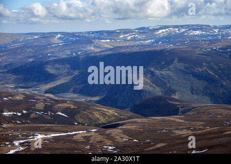 Vu de Cairngorms Mont grand sommet. Angus/Aberdeenshire, Ecosse, Royaume-Uni Banque D'Images