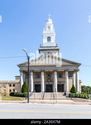 LENOIR, NC, USA-24 Sept 2019 : First Baptist Church Sanctuary sur North Main St., achevée en 1924. Banque D'Images