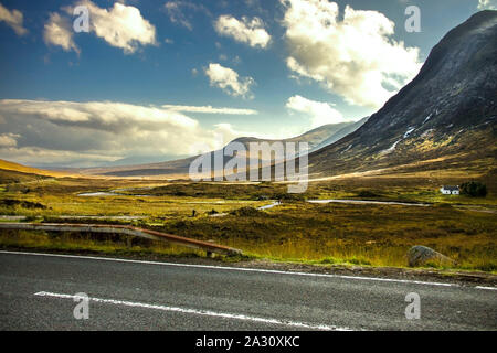 Glencoe. Dans la région de Lochaber Highlands, Ecosse, Royaume-Uni. Highlands écossais. Banque D'Images