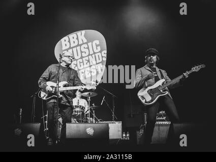 Paul Collins a battu le groupe lors de sa représentation au BBK Music Legends Festival (Espagne) le 14th juin 2019. Banque D'Images