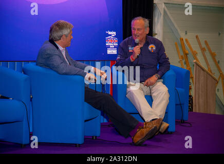 Richard Noble OBE interviewé par Tiff Needell au London Motor Show mai 2019, Excel London Banque D'Images