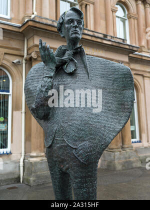 Statue de William Butler Yeats, poète irlandais Stephen Street, Sligo, Comté de Sligo, Irlande Banque D'Images