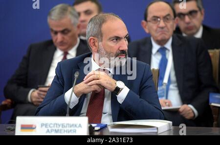 Le premier ministre arménien Nikol Pashinian durant la conférence du Conseil économique eurasienne du 1er octobre 2019, à Erevan, Arménie. Banque D'Images
