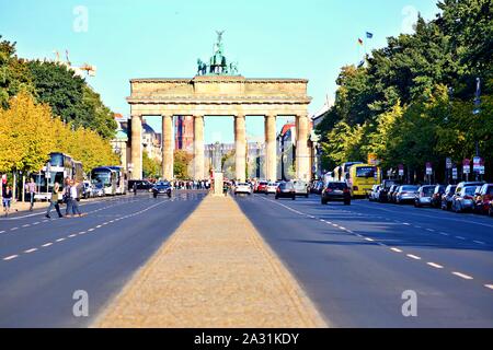 Berlin Allemagne. Vendredi 4 Octobre, 2019. Porte de Brandebourg à Berlin, ville de l'Allemagne. Banque D'Images