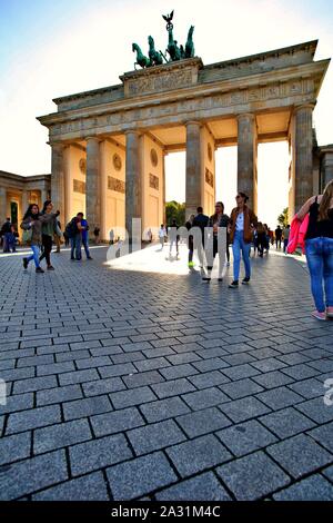 Berlin Allemagne. Vendredi 4 Octobre, 2019. Porte de Brandebourg à Berlin, ville de l'Allemagne. Banque D'Images