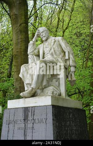 Ernest Solvay par Égide Rombaux - Bruxelles, Belgique - Banque D'Images