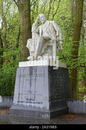 Ernest Solvay par Égide Rombaux - Bruxelles, Belgique - Banque D'Images