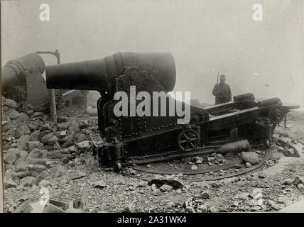 Eroberter italienischer 28 cm Mörser m'Campomolon. Aufgenommen am 24. Mai 1916. Banque D'Images