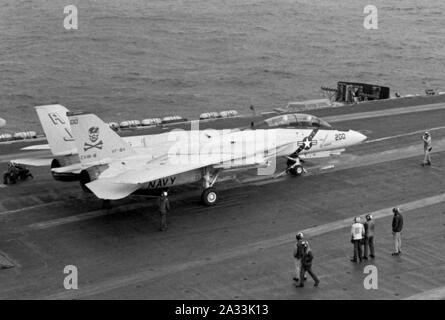 F-14A du VF-84 sur l'USS Nimitz (CVN-68) 1987. Banque D'Images