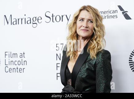 Bronx, USA. 05 Oct, 2019. Laura Dern arrive sur le tapis rouge à la 'mariage' première mondiale au 57e Festival du Film de New York le vendredi, Octobre 04, 2019 à New York. Photo de John Angelillo/UPI UPI : Crédit/Alamy Live News Banque D'Images