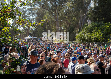 San Francisco, Californie, USA. 4e octobre 2019. Difficilement, un rapport annuel Pâturin strictement libre et non commercial music festival a lieu le premier week-end d'octobre à San Francisco's Golden Gate Park. Le festival a lieu tous les ans depuis la première édition en 2001. Crédit : Tim Fleming/Alamy Live News Banque D'Images