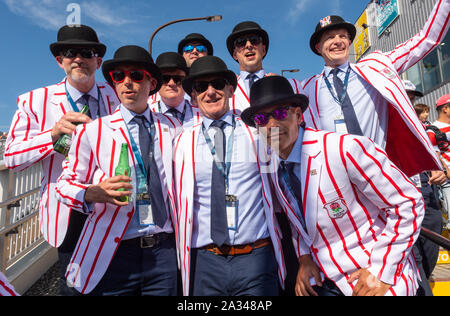 Tokyo, Japon. 05 Oct, 2019. Le Japon Coupe du Monde de Rugby 2019 l'Angleterre contre l'Argentine au Stade de Tokyo. Fans d'avance sur le match. Credit : HKPhotoNews/Alamy Live News Banque D'Images