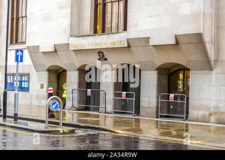 Entrée de Cour Criminelle Centrale historique (l'ancien Bailey) dans le centre de Londres Banque D'Images