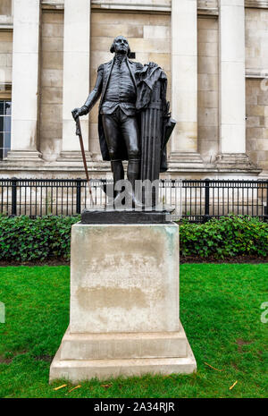 George Washington statue en face de la National Gallery à Londres, Royaume-Uni Banque D'Images