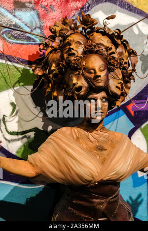 Leake Street, Waterloo, London, UK. 5ème Oct, 2019. Zombies à Londres pour la Journée mondiale de Zombie. Crédit : Matthieu Chattle/Alamy Live News Banque D'Images