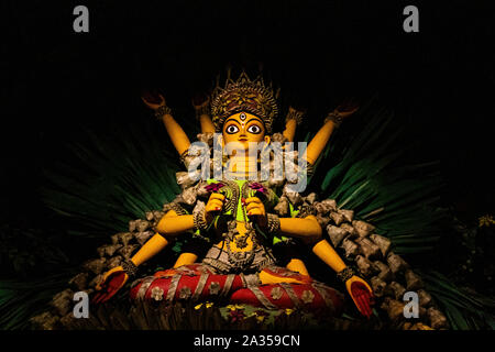 Kolkata, Inde. 06Th Oct, 2019. La Déesse Durga Idol à Kasba Bosepukur Talbagan. (Photo de Jodhpur Banerjee/Pacific Press) Credit : Pacific Press Agency/Alamy Live News Banque D'Images